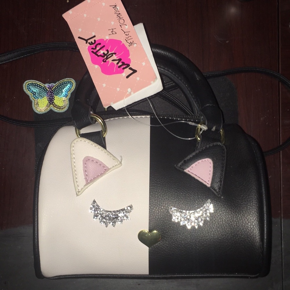 COPY - Betsey Johnson crossbody purse